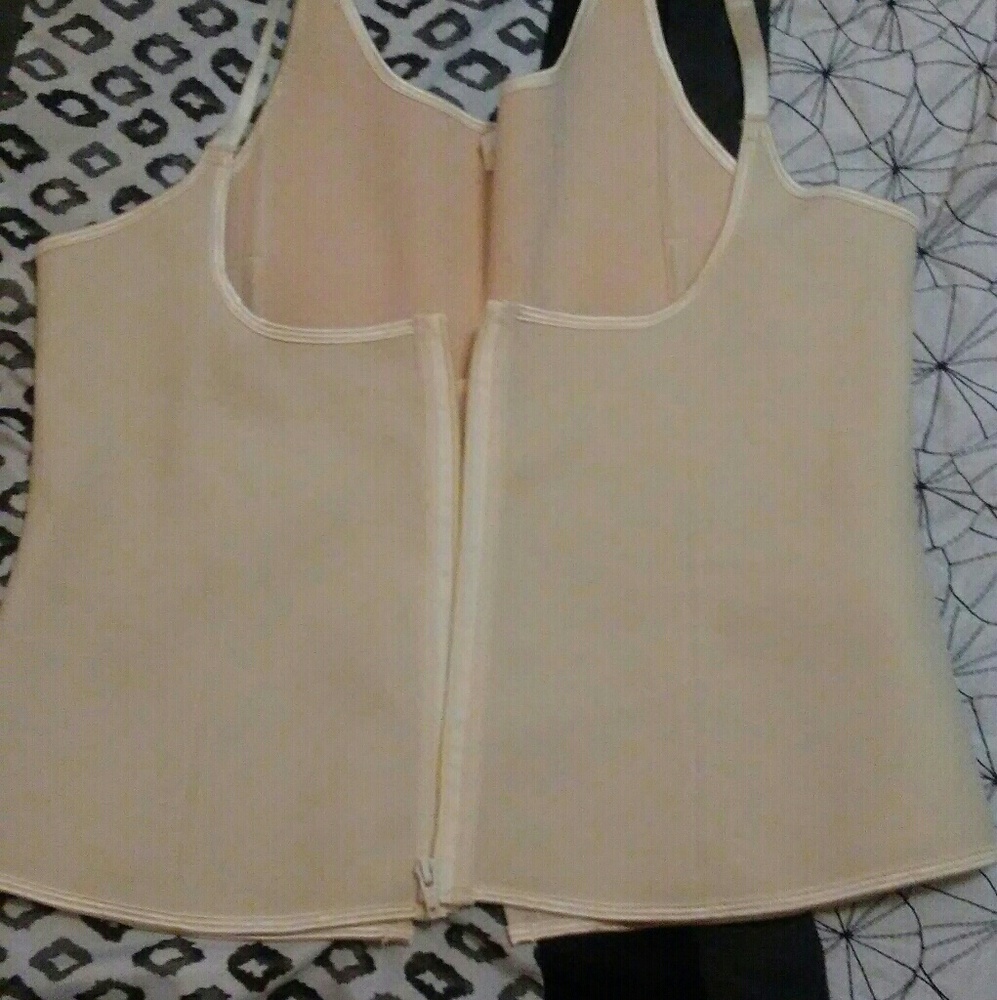 Beige girdle, faja